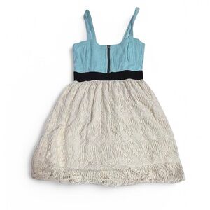 Empyre Y2K White and blue lace zip up dress